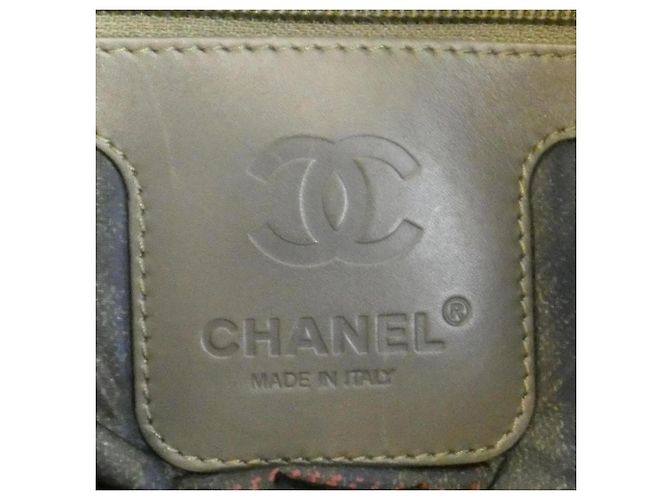 Bolso Chanel Coco Cocoon Caqui - vista 9