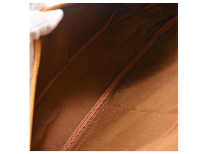 Louis Vuitton Saumur Monogram 35 Marrone - vista 3