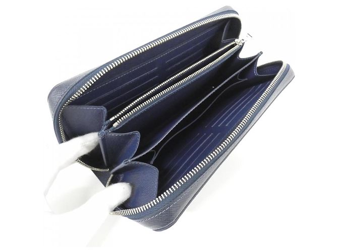 Louis Vuitton Taiga Zippy XL Bi-Fold Wallet Navy blue - view 8