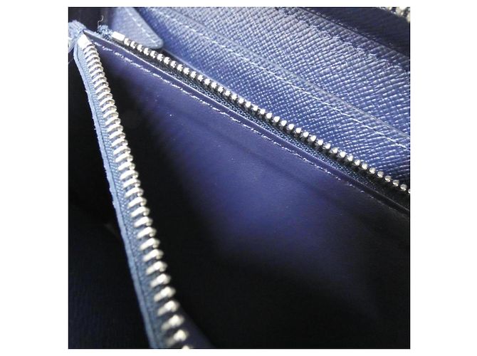 Louis Vuitton Taiga Zippy XL Bi-Fold Wallet Navy blue - view 9