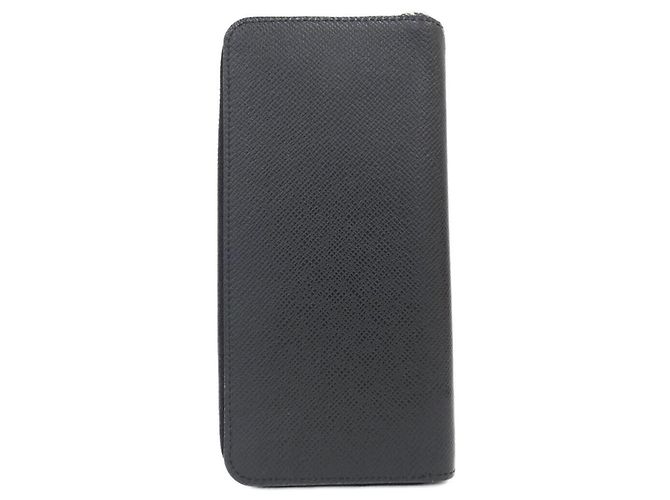 Louis Vuitton Taiga Zippy Wallet Black - view 2