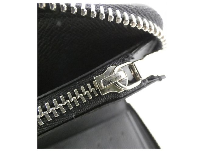 Louis Vuitton Taiga Zippy Wallet Black - view 6