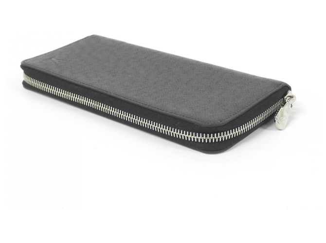 Portafoglio Zippy Louis Vuitton Taiga Nero - vista 3