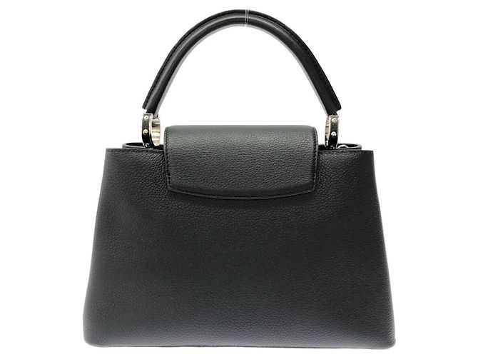 Borsa Louis Vuitton Capucines MM Nero - vista 2
