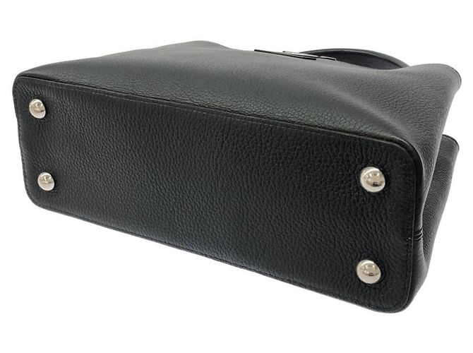 Borsa Louis Vuitton Capucines MM Nero - vista 3