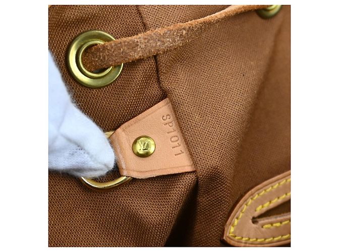 Louis Vuitton Vintage Montsouris Monogram Canvas GM Marron - vue 5