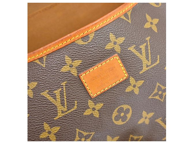 Louis Vuitton Saumur Monogram 35 Marrone - vista 4