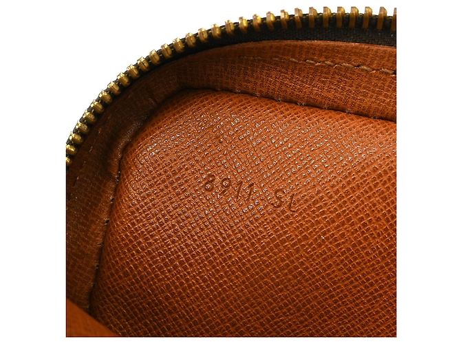 Louis Vuitton Danube Monogram Mini Marrone - vista 5