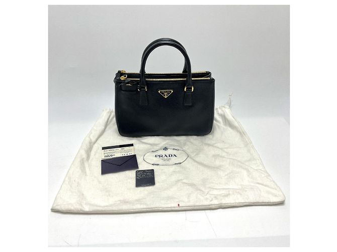 Borsa a mano Prada in pelle Saffiano nera Nero - vista 17