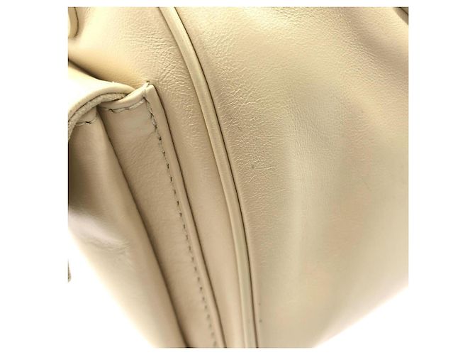 Borsa a tracolla Louis Vuitton LV Vibe Speedy Cargo Bianco Crudo - vista 6