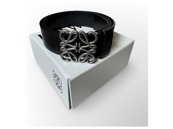 Loewe Anagram Gürtel aus schwarzem Leder - Ansicht 6