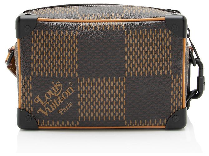 Louis Vuitton x NIGO Giant Damier Ebene Monogram Canvas Mini Soft Trunk Nero - vista 3