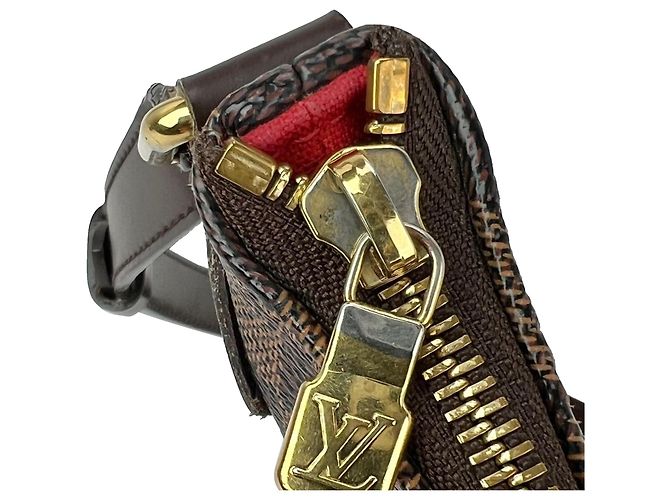 Louis Vuitton Damier Ebene Bloomsbury PM Messenger Crossbody Marrone - vista 4