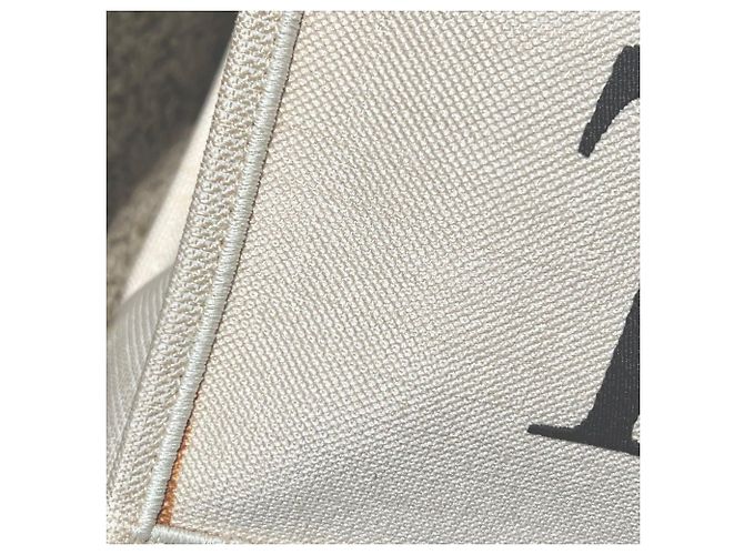 Christian Dior Red, White & Black Canvas Dioramour Je T'aime Large Book Tote - vista 6