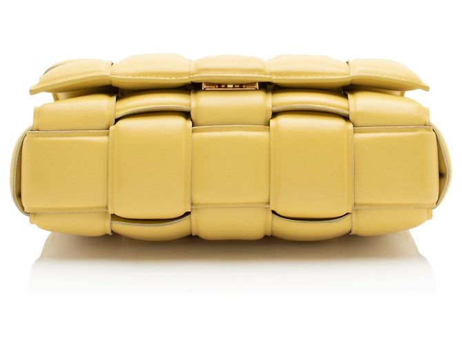 Borsa a tracolla Maxi Cassette con catena in nappa Bottega Veneta Giallo - vista 4