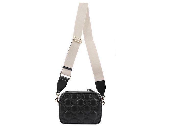 Gucci Matelassé Small Handbag Black - view 4