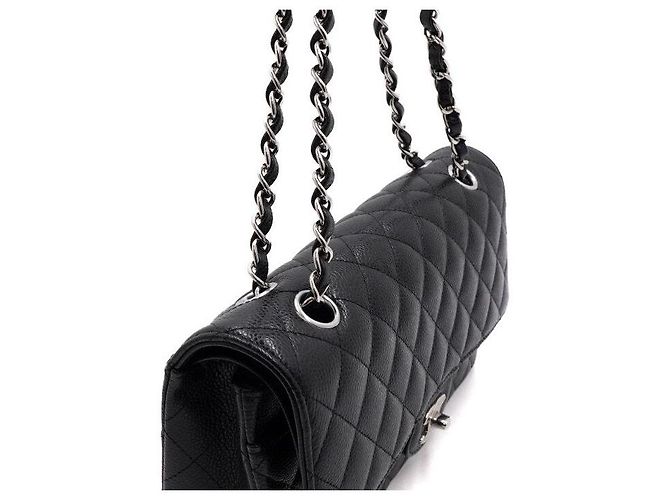 Chanel Borsa a tracolla media in pelle caviar nera classica con catena argentata Nero - vista 10