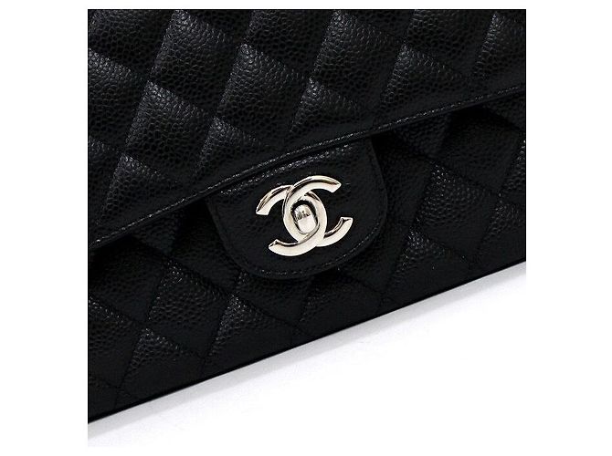 Chanel Borsa a tracolla Classic Medium in caviale nero con catena argentata - vista 10