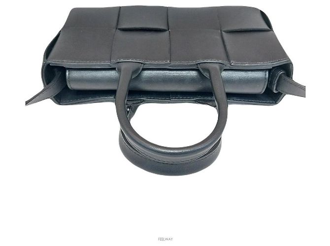 Bottega Veneta Borsa Tote Arco Mini East-West e a Tracolla Nero - vista 6