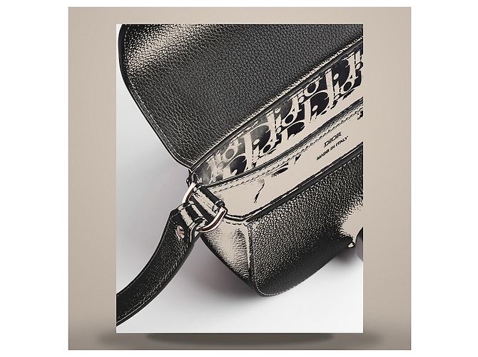 Dior Borsa Messenger Saddle Mini Flap in vitello grana nera - vista 5