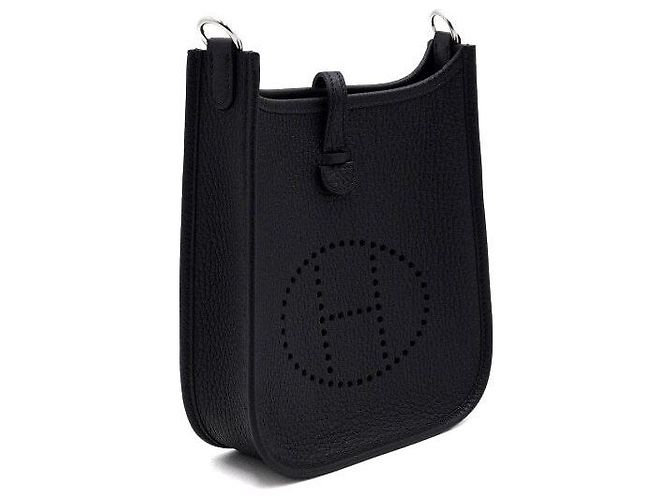 Hermès Borsa a tracolla e crossbody Evelyne TPM Amazon Taurillon Clemence Silver Nero - vista 4