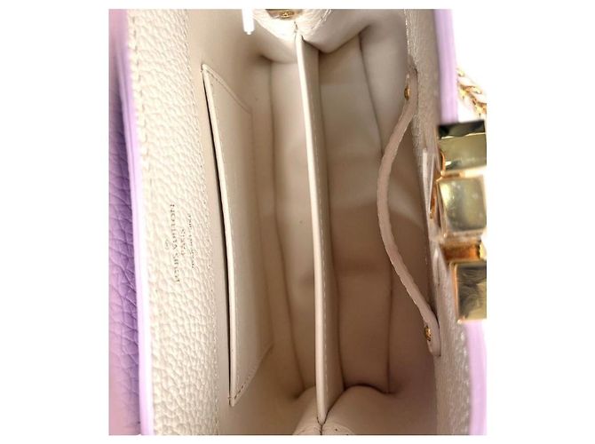 Louis Vuitton Mini Borsa Tote Capucines Rosa - vista 10
