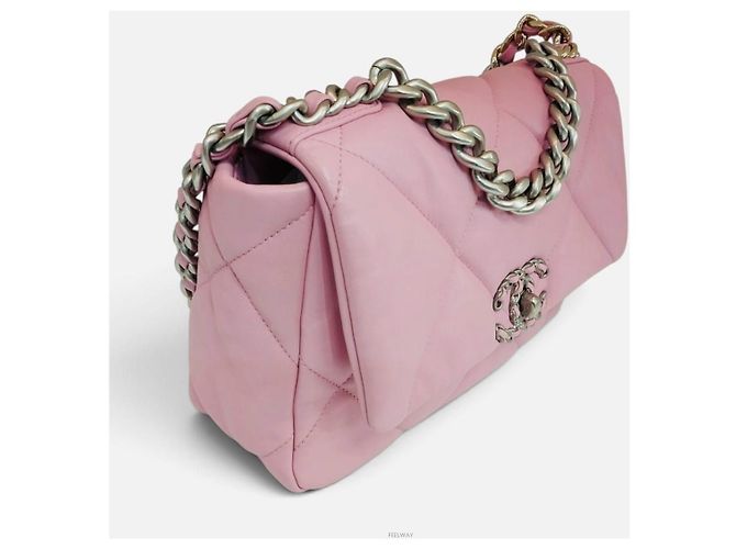 Chanel Borsa a tracolla media in pelle d'agnello Rosa - vista 3