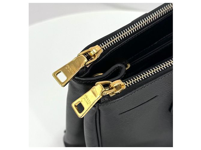 Prada Borsa Tote Saffiano Lux Borsa a Tracolla Nera Nero - vista 30