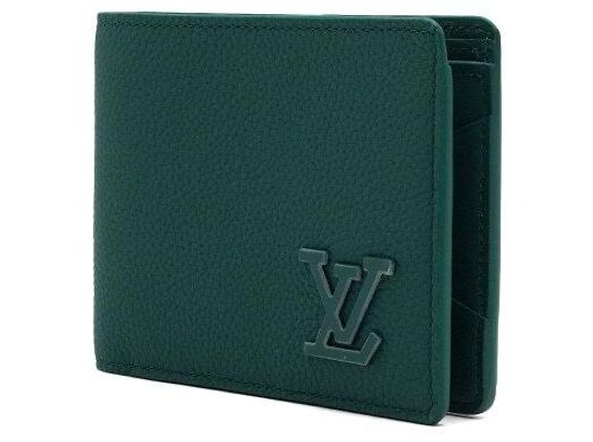 Louis Vuitton Green Leather Aerogram Men's Multiple Wallet - view 3