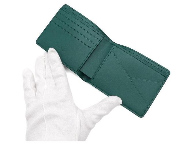 Louis Vuitton Green Leather Aerogram Men's Multiple Wallet - view 6