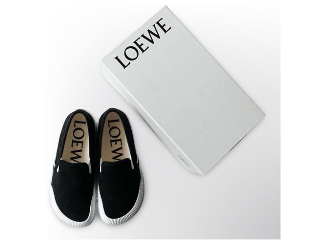 Sneakers Loewe in camoscio nero - vista 3