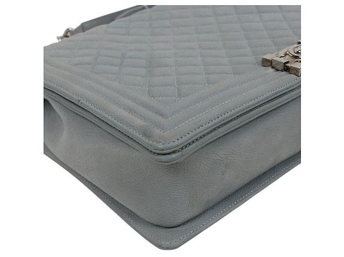 Chanel Borsa a tracolla Large Boy in pelle caviar grigia Marrone - vista 5