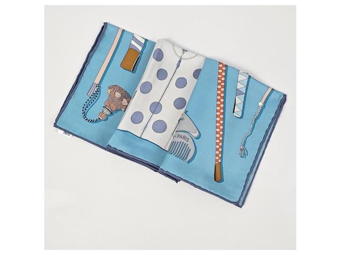 Hermès Cura della sciarpa di seta da donna Blu - vista 7