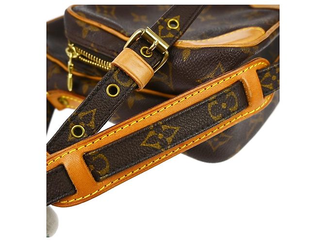 Louis Vuitton Amazone Monogram Canvas PM Marrone - vista 6