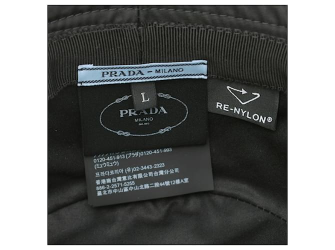 Prada Re-Nylon Triangle Bucket Hat Schwarz - Ansicht 7