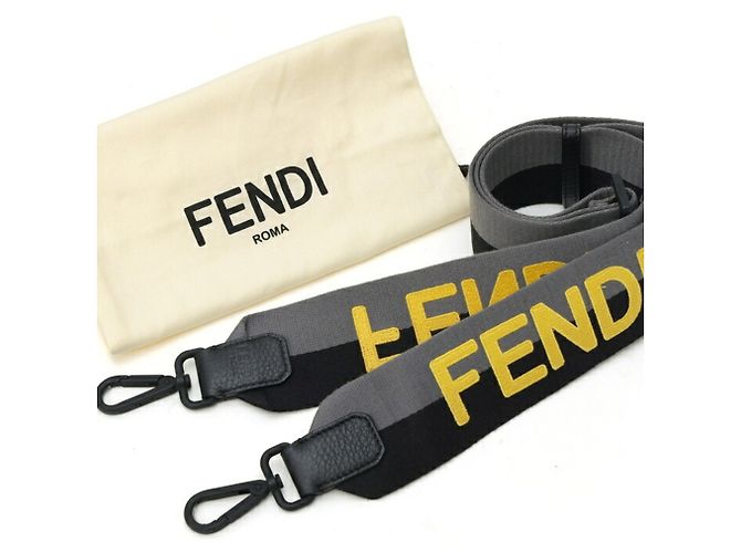 Borsa a tracolla Fendi Strap You Nero - vista 6
