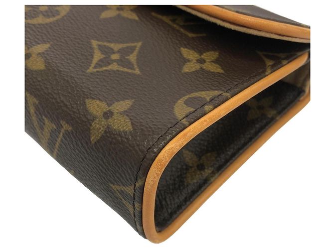 Louis Vuitton Monogram Pochette Florentine S Waist Bag Marrone - vista 3