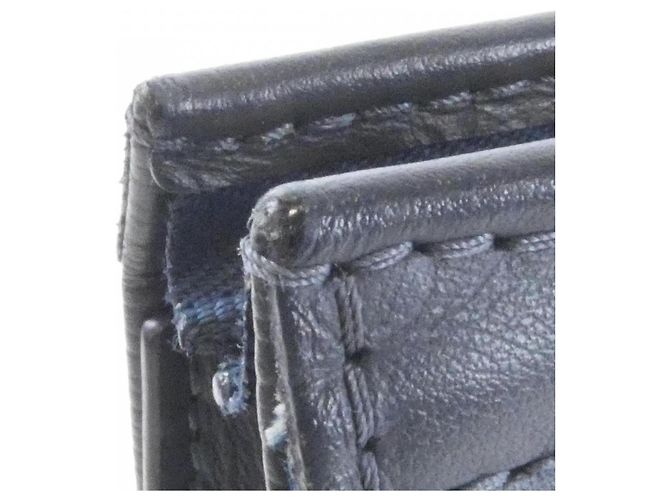 Louis Vuitton Monogram Drip Pochette Voyage Blu - vista 5