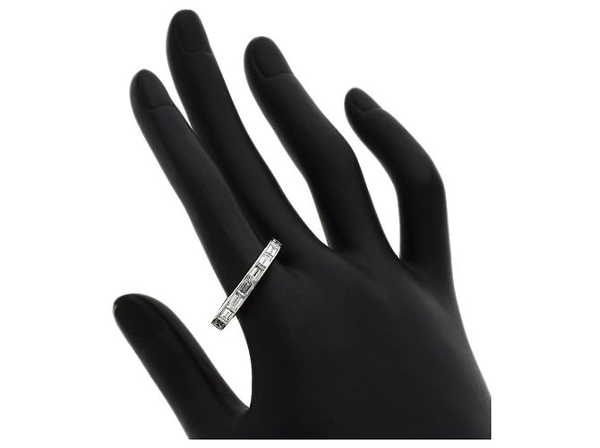 Harry Winston Full Eternity Ring mit Baguette-Diamanten - Ansicht 5