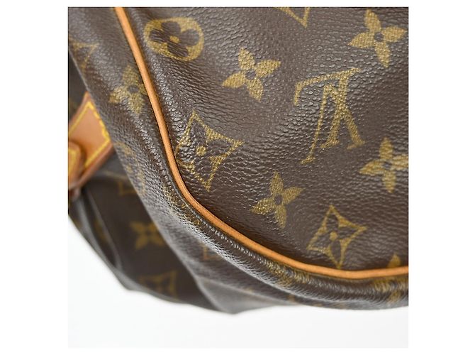 Louis Vuitton Saumur Monogram 35 Marrone - vista 7