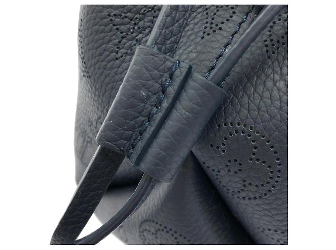 Borsa a tracolla Louis Vuitton Mahina Bella Rosso - vista 4