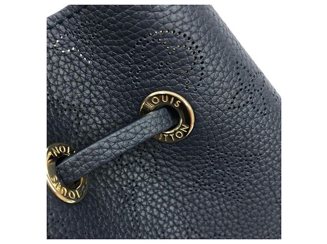 Borsa a tracolla Louis Vuitton Mahina Bella Rosso - vista 6