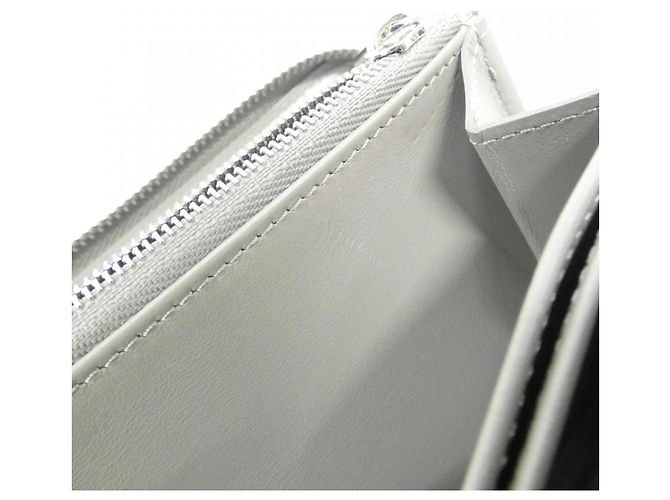 Cartera Zippy Louis Vuitton Mahina Castaño - vista 6