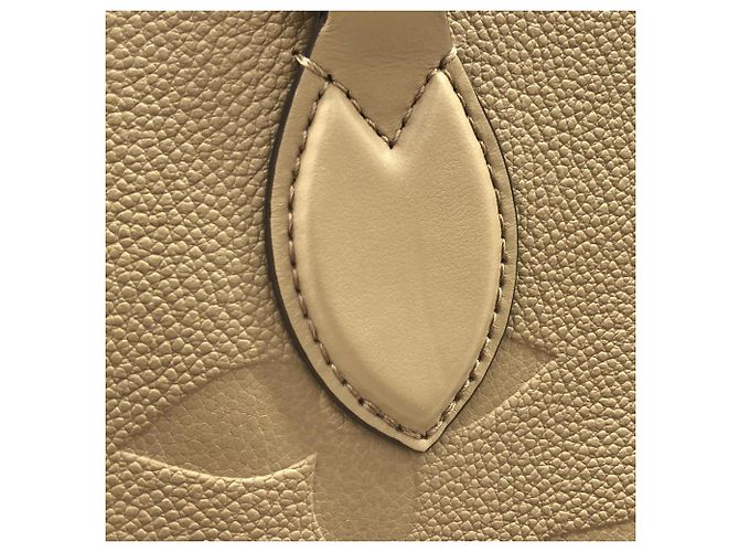 Borsa Louis Vuitton Monogram Empreinte OnTheGo MM Grigio - vista 6