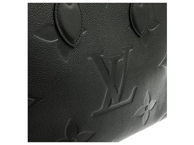 Borsa Louis Vuitton Monogram Empreinte OnTheGo MM Nero - vista 5