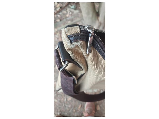 Borsa a tracolla Burberry Black Label in tela Marrone Bianco Blu Beige - vista 15