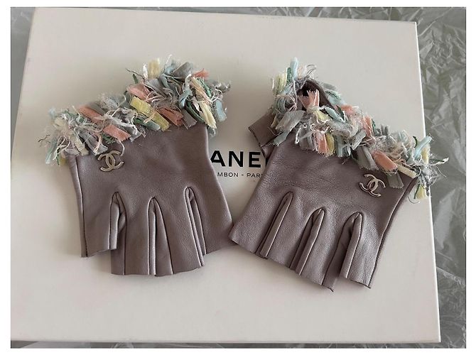 Chanel fingerlose Handschuhe mit mehrfarbigem Besatz Mehrfarben Grau - Ansicht 5