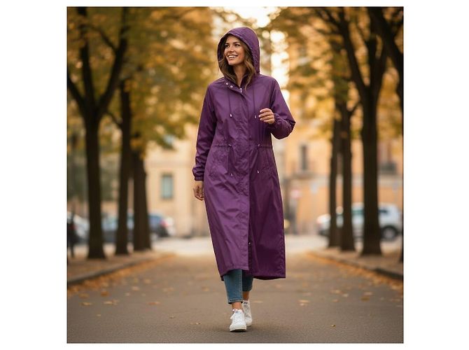 Medusa Trench Impermeabile con Cappuccio in Nylon Viola VERSACE Giacca Windbreaker Lunga 50 Porpora - vista 15