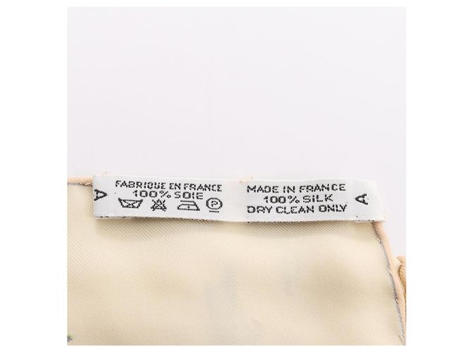 Hermès Hermes Carre 90 Seidentuch Chantilly Mehrfarben Roh - Ansicht 3