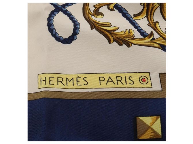 Hermès Hermes Carre 90 Les Cles Seidentuch Weiß Gelb Marineblau - Ansicht 2